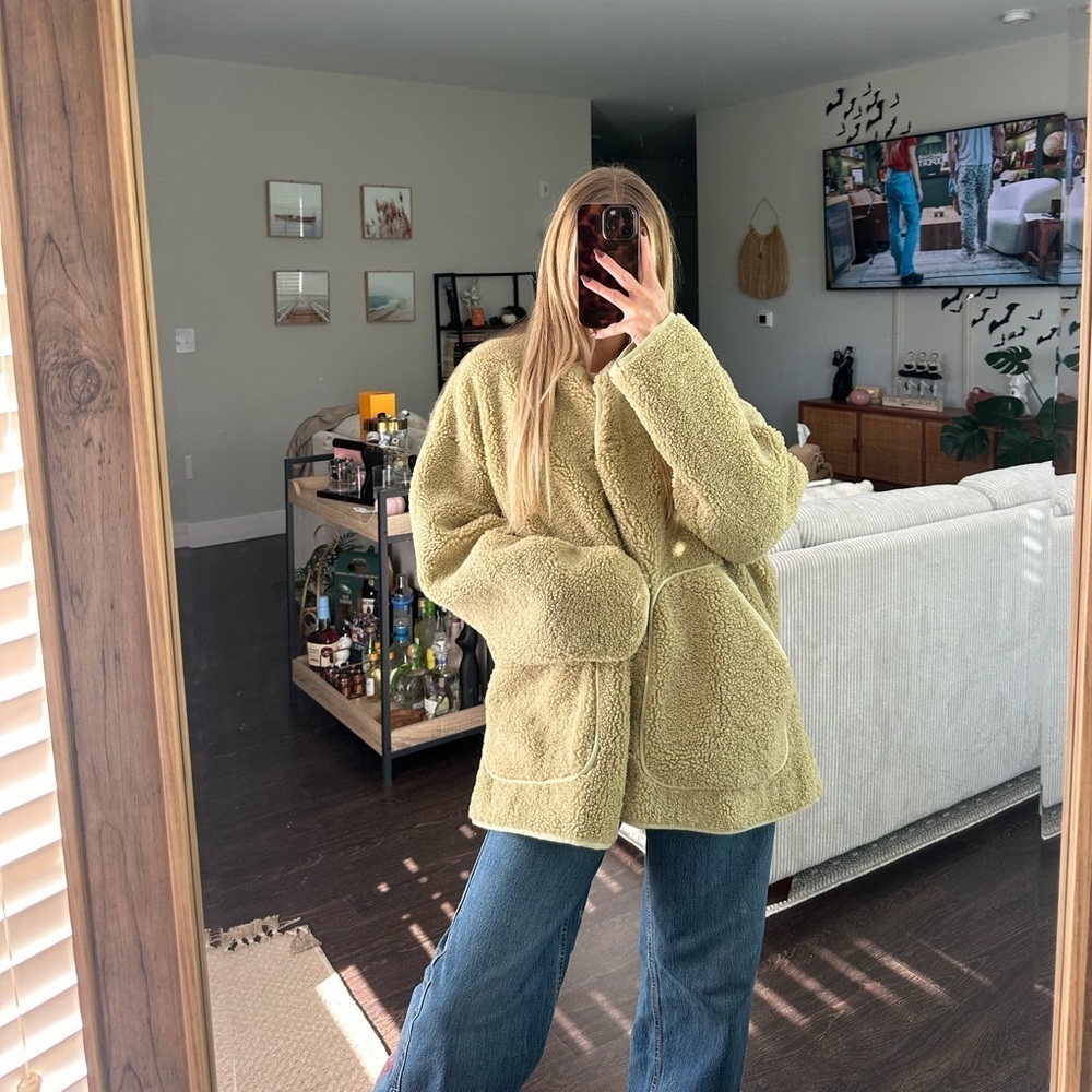 Zara Sage Popcorn Sherpa Jacket - Picture 1 of 4